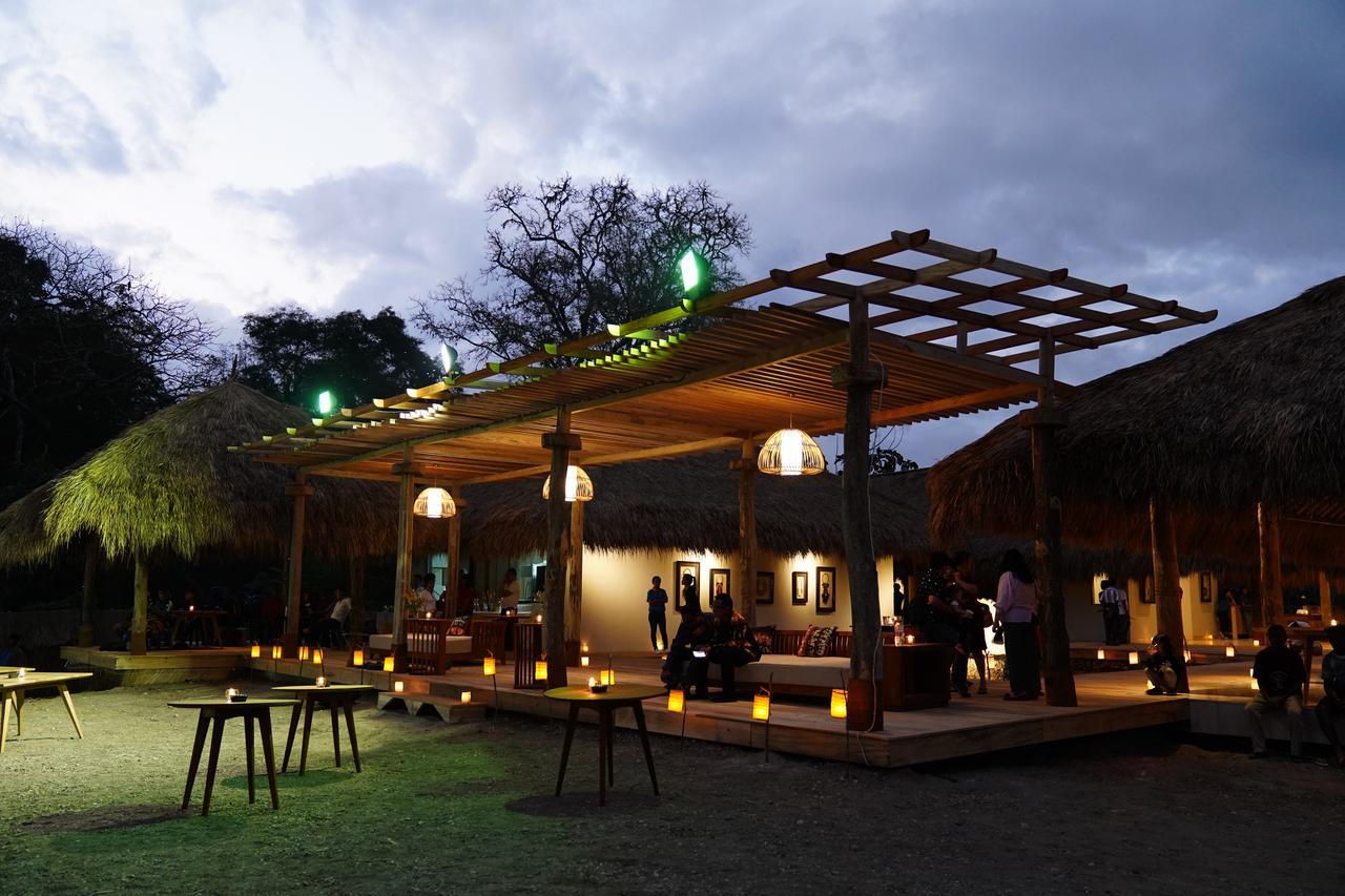 Lelewatu Resort Sumba Watukarere Dış mekan fotoğraf